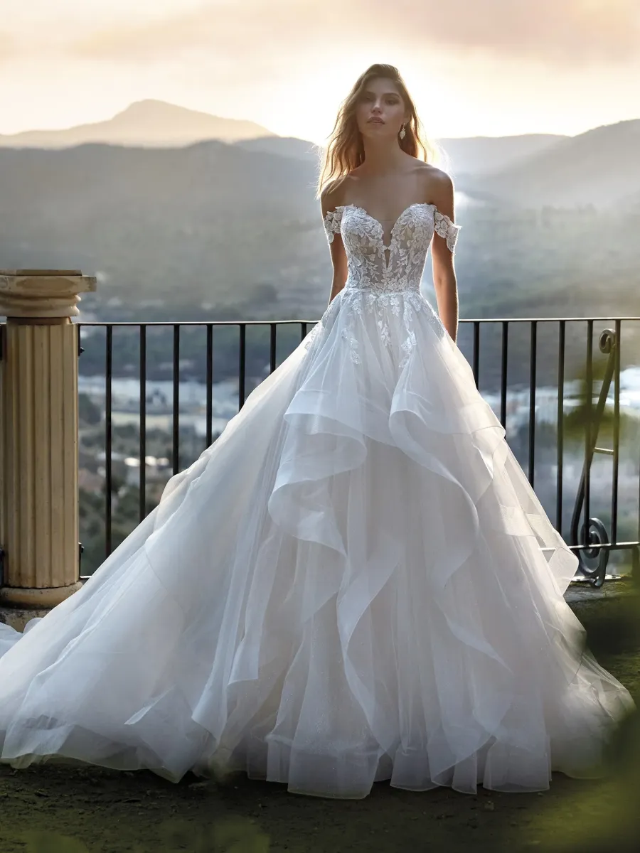 Jupe ample de mariée et robe de mariée princesse sur Marseille