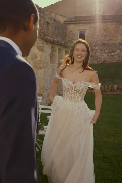 robe de mariée corset en tulle anglais avec bretelles amovibles marseille