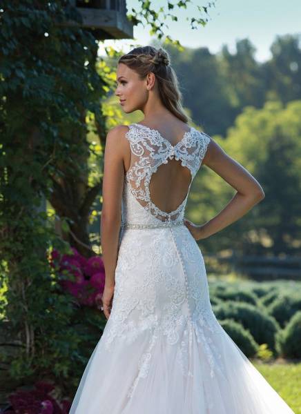 Robe de mariée Sincerity pas cher à Marseille dans notre boutique Vérona Sposa 