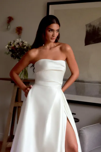 robe de mariée bustier mikado à fente 44416 marseille