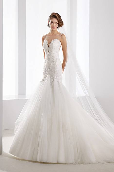 boutique de robe  de mariée princesse en tulle et dentelle à tarifs abordables 