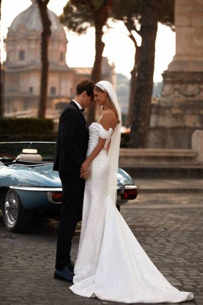  Robe princesse crêpe mariage mas provençal près de Saint-Rémy