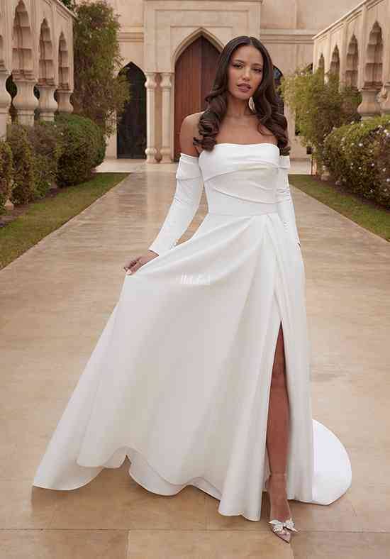  modèle 44416 de Sincerity Bridal Robe mariée coupe droite dos nu boutique Verona Sposa Marseille