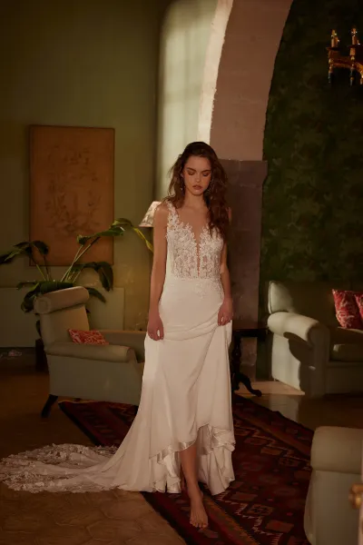 Robe de mariée trapèze bohème Lillian West 66240 essayage à Marseille chez Verona Sposa