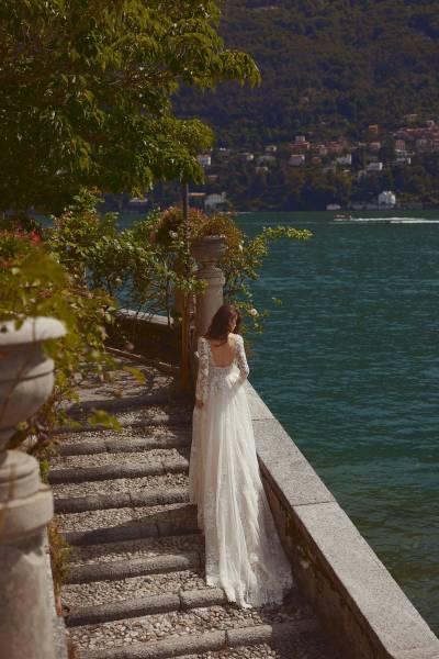 Robe de mariée à manches amovibles Justin Alexander Isley 88393 essayée chez Verona Sposa MarseilleRobe de mariée Justin Alexander Isley 88393 coupe trapèze en mikado