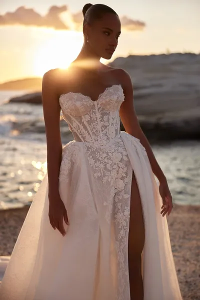 robe de mariée bustier à fente reya eva lendel 2026 à marseille