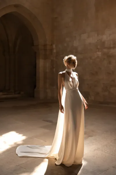 robe de mariée encoure américaine décolleté plongeant collection 2026 eva lendel marseille