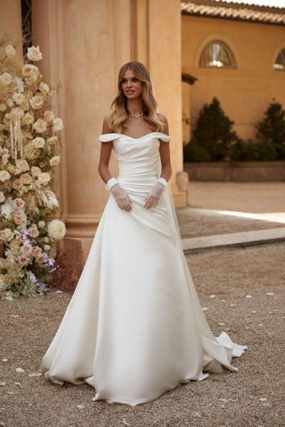 Ou acheter ma robe princesse mariée Viviana tendance proche Aix en Provence