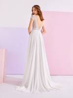 Notre zone d'activité pour ce service Magasin avec modèles de robes de mariée style sirène et princesse en dentelle et tulle